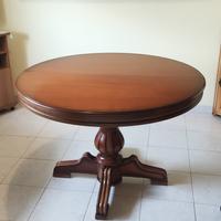 Tavolo rotondo con sedie, legno massello