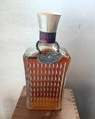 Stock 84 Brandy in bottiglia decorativa sigillata