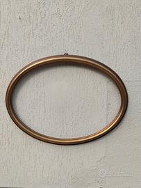 Cornice ovale 