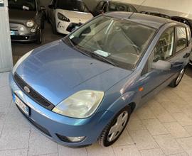 Ford Fiesta 1.4 16V 5p. Ghia neopatentati