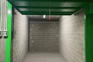 BOX Torino - Via Envie di fianco alla Polizia