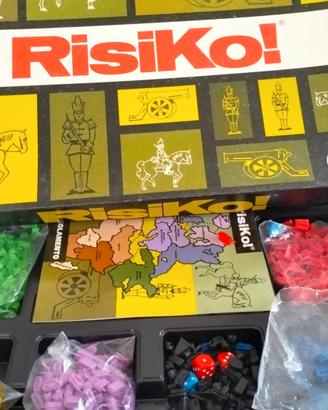 Risiko, gioco da tavolo del 1997.