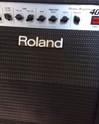 AMPLIFICATORE CHITARRA ROLAND GC-405