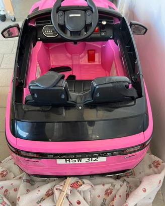 Macchina rosa ranc rover