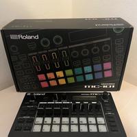 Roland mc 101 Groovebox