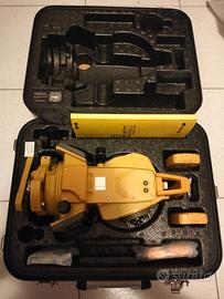 Stazione totale Topcon GPT 3005 LN