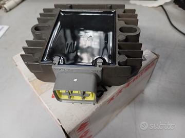 regolatore SUZUKI SIXTEEN 125 150 TU 250 NUOVO