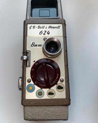 Bell & Howell 624 Cinepresa 8mm a molla con Borsa
