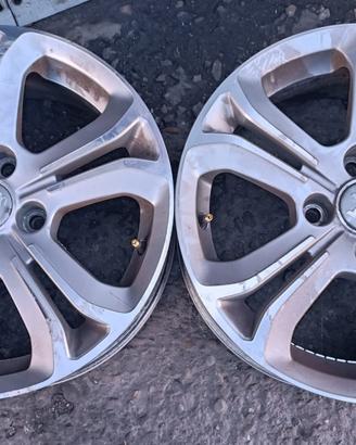 2 cerchi in lega Peugeot 208 R16