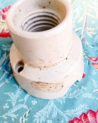 Portalampada in ceramica 