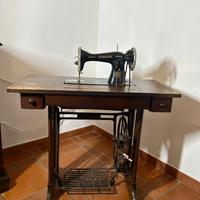 Macchina da cucire SINGER