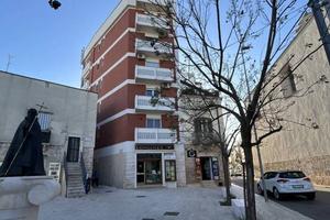 Appartamento di 127 m² con 3 locali e box auto dop