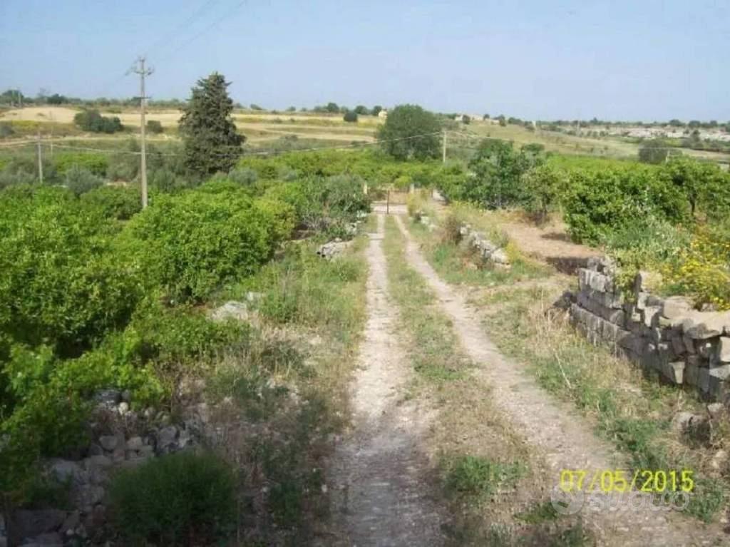 Immobile in asta di 13680 m² a Noto - Altro