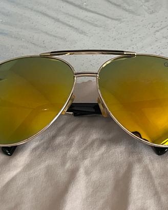 Occhiali da sole a specchio marca Gucci