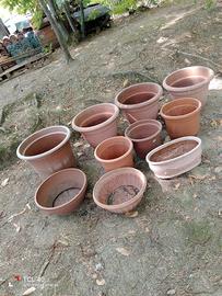 10 vasi in PVC per orti e giardini 
