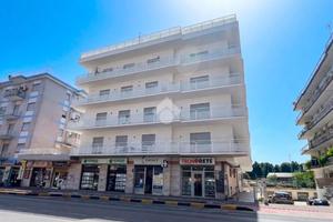 4 LOCALI A CASSINO