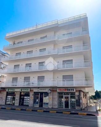 4 LOCALI A CASSINO