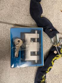 Lucchetto viro 4226 corazzato e catena