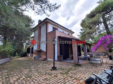 Villa o villino Trecastagni [Cod. rif 258VRG]