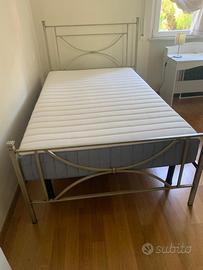 Letto una piazza e mezzo completo