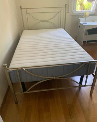 Letto una piazza e mezzo completo