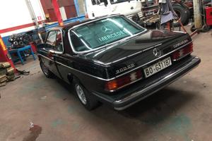 Mercedes W 123 COUPÉ america 1981 300 turbodiesel