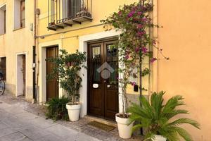 Monolocale con ingresso indipendente. Ideale B&B