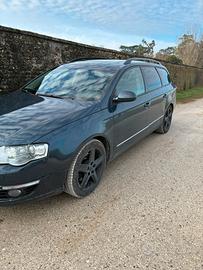 Vw passat targa rumena