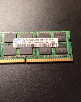 Memoria RAM 2GB 2Rx8 PC3 8500S