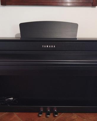 pianoforte digitale Yamaha Clavinova CLP735