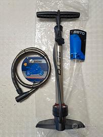 Pompa bici verticale 11 bar+lucchetto NUOVI