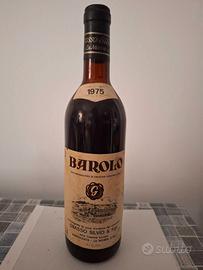 Bottiglia di vino Barolo, anno 1975 