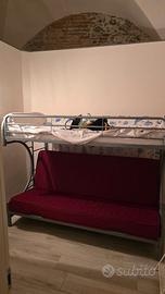 Divano letto a soppalco