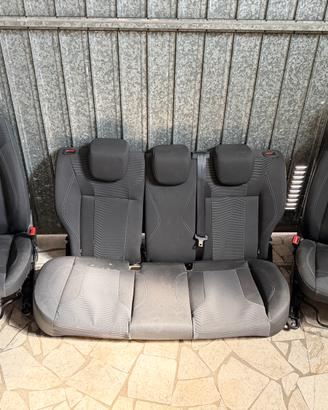 Tappezzerie completa ford fiesta 6ª serie 2015