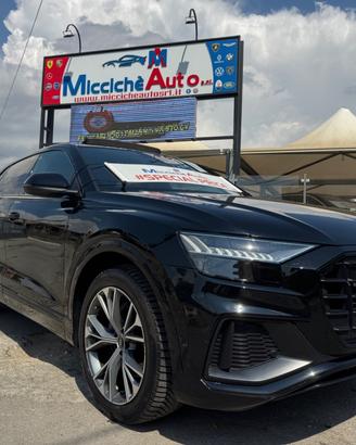 AUDI Q8 45 TDI 231 CV S-LINE MATRIX TETTO FULL IVA
