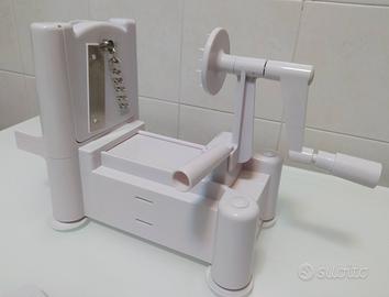 Affetta verdure a spirale con 3 lame diverse