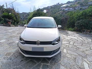Volkswagen Polo 1.6 Highline 