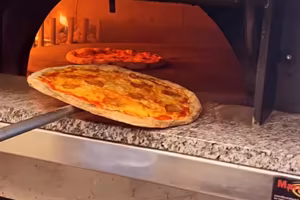 PIZZERIA PER ASPORTO BEN AVVIATA
