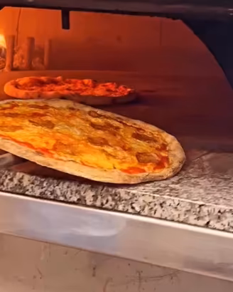 PIZZERIA PER ASPORTO BEN AVVIATA
