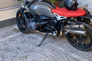 BMW R nine t
