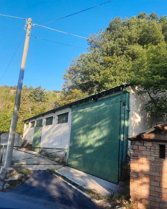 Garage/capannone ad uso rimessa