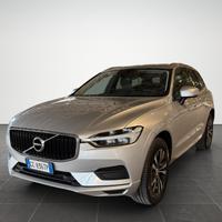VOLVO XC60 2.0 b4 Momentum awd auto my20