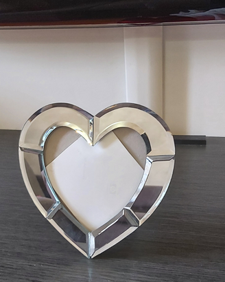 Cornice specchio cuore