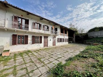CASA SEMINDIPENDENTE A ALBUGNANO