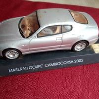 Modellino auto Maserati coupè Cambiocorsa 2002