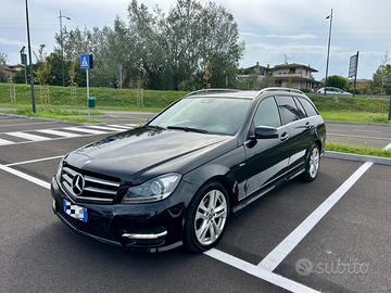 MERCEDES BENZ C250 4MATIC AMG FULL