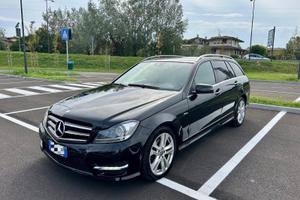 MERCEDES BENZ C250 4MATIC AMG FULL