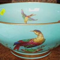 Porcellana orientale smaltata turchese