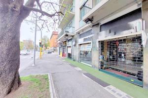 NEGOZIO A BRESCIA