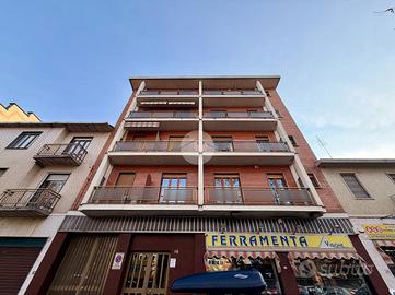 2 LOCALI A TORINO